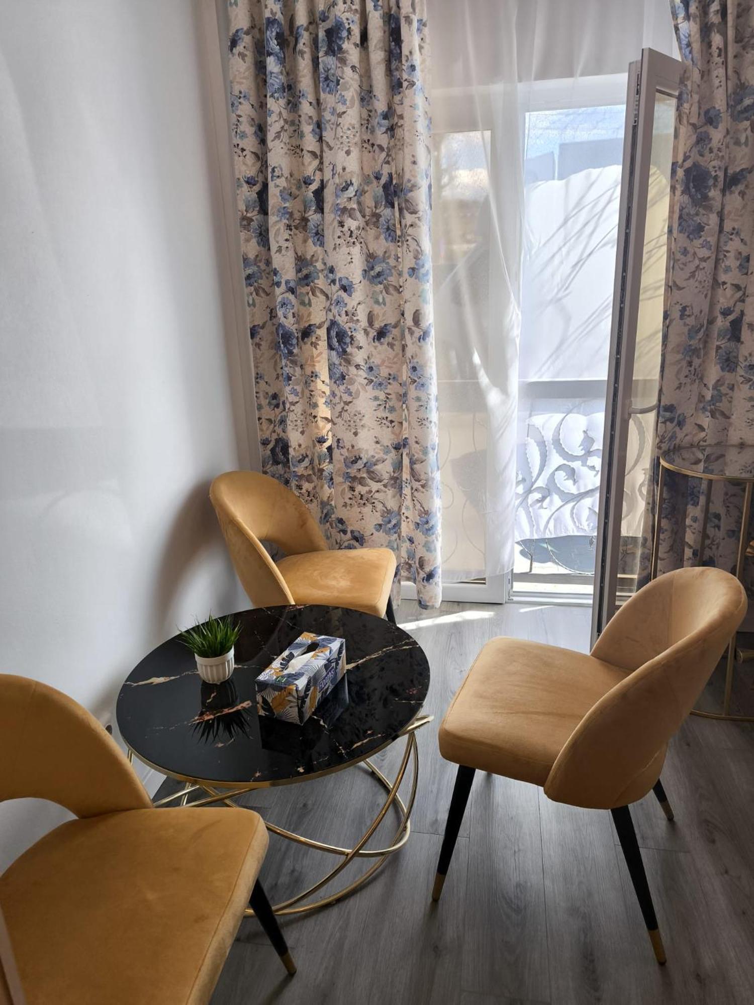 Pensiunea Vila Chesa コルンカ エクステリア 写真